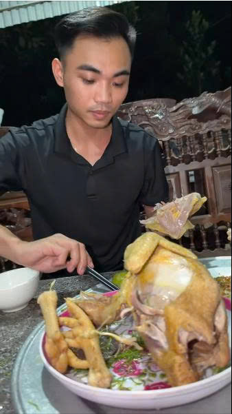 Hồ Câu Phi Hổ – Gia Phù Lào Cai